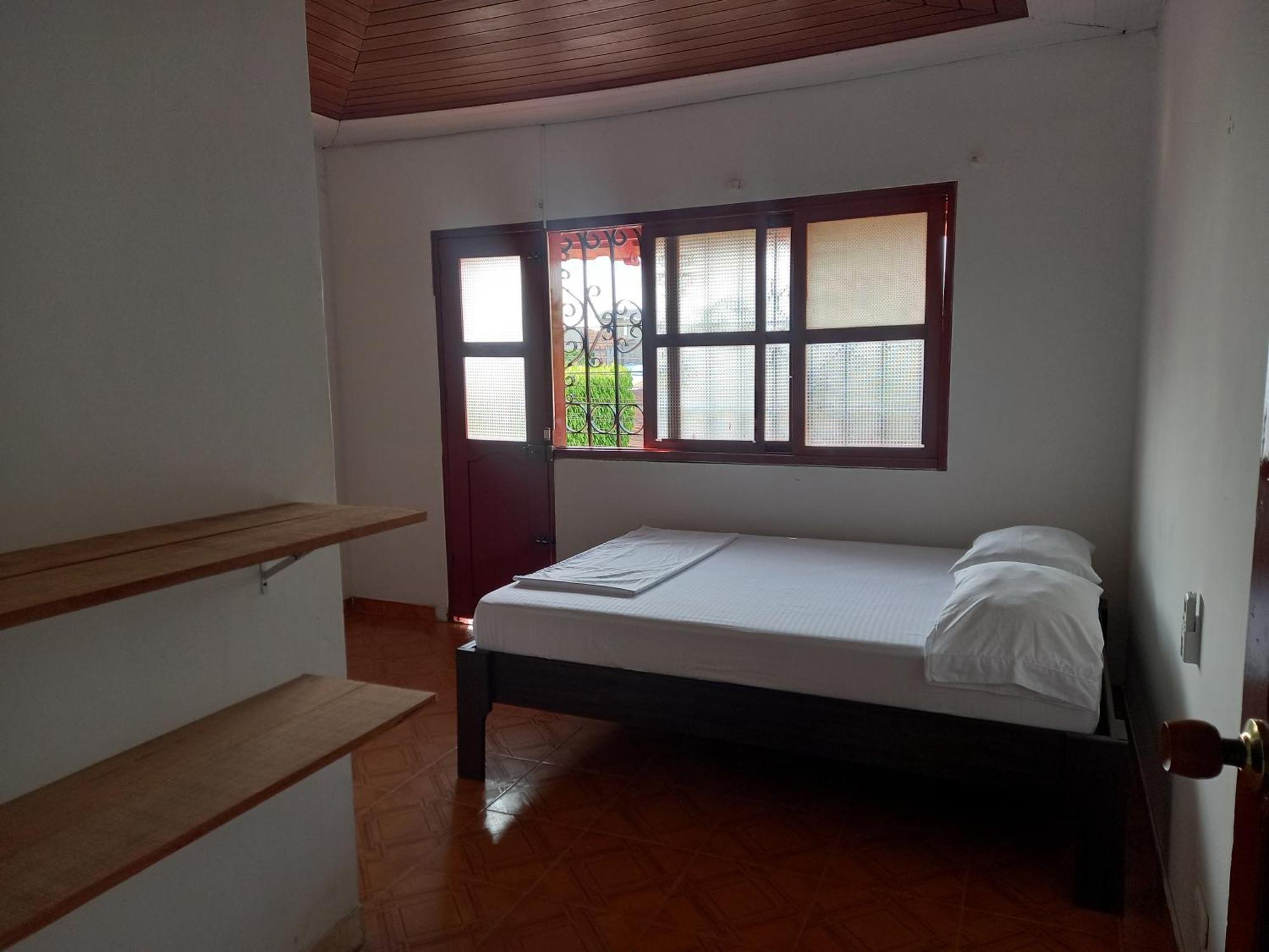 El Jaguar Casa Hotel Летисия Экстерьер фото